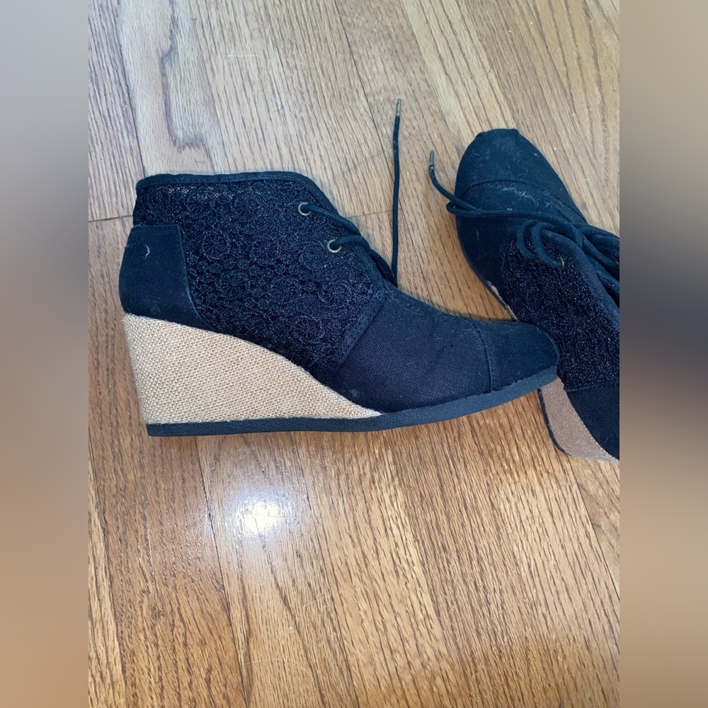 Bobs (From Sketchers) Black Heeled Shoes, Size W8